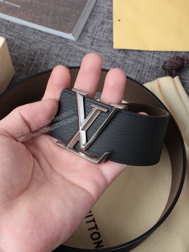 LV皮帶 經典LV腰帶系列 路易威登壓紋牛皮男士腰帶  xfp2112
